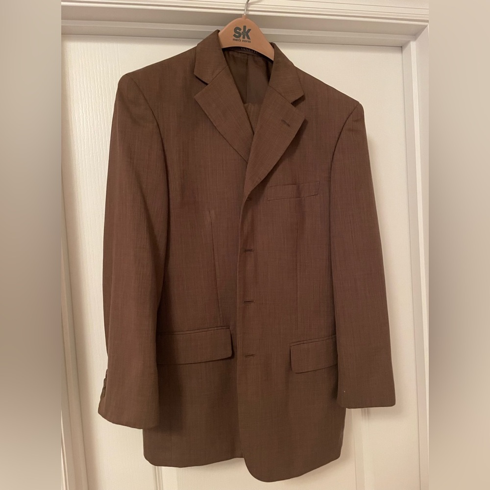 Jacket is size 36R, and the pants are 29R.